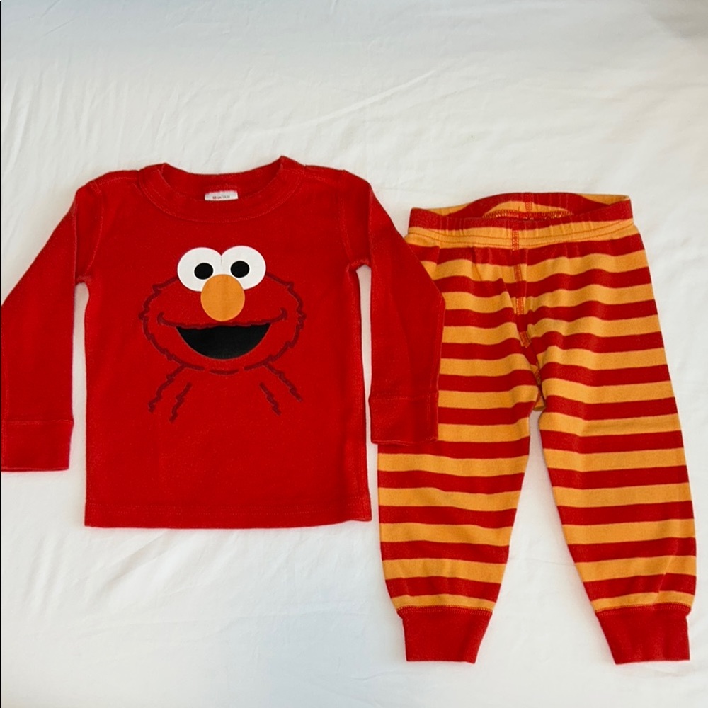 Hanna Andersson Elmo Pajamas 2T
